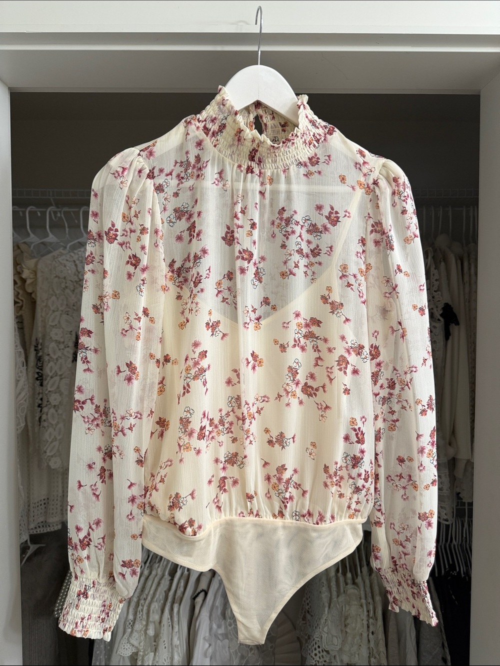SOCIALITE Cream Floral Smocked Mock Neck Long Sleeve Lined Bodysuit MEDIUM
